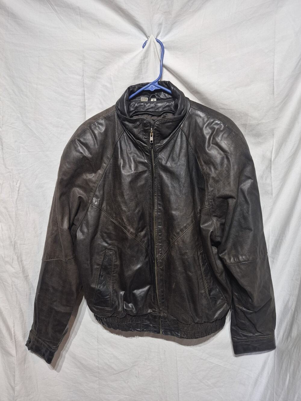 VTG 90s Wilsons Leather Men's Black Leather Bomber Jacket Zip Spread Collar M